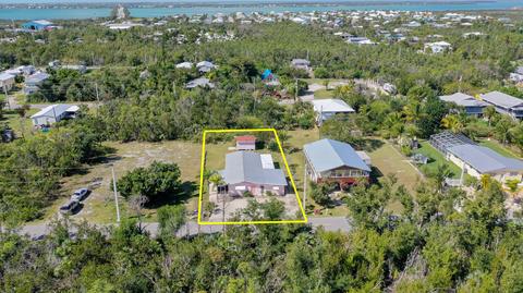 122 E Sandy Cir, Big Pine Key, FL 33043 photo 4