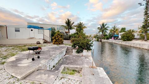 258 Mars Ln, Key West, FL 33040 photo 2