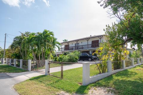 190 4th St, Big Pine Key, FL 33043 photo 2