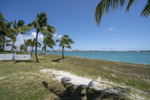 24 Sunset Key Dr, Sunset Key, FL 33040 photo 3