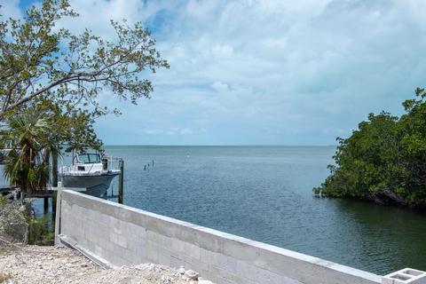 146 Mockingbird Rd, Plantation Key, FL 33070 photo 1