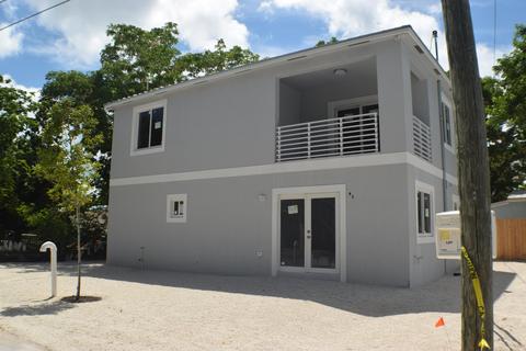 45 Coconut Dr, Key Largo, FL 33037 photo 1