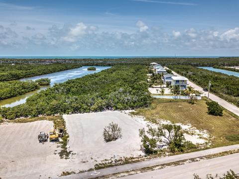 1690 Coco Plum Dr, Marathon, FL 33050 photo 4
