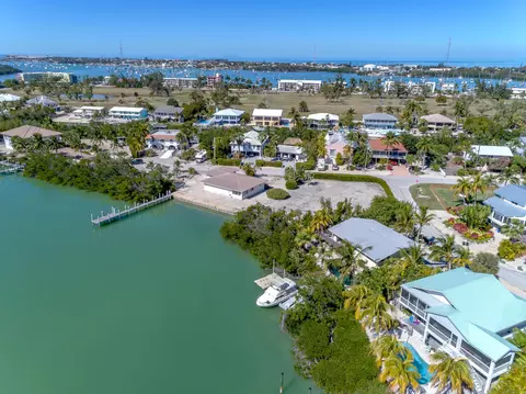1500 Copa D Oro, Marathon, FL 33050 photo 3