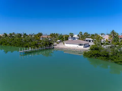 1500 Copa D Oro, Marathon, FL 33050 photo 2