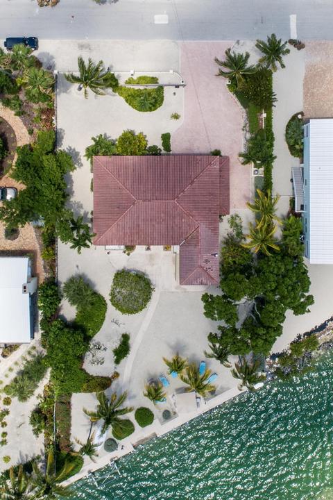 16842 E Point Dr, Sugarloaf Key, FL 33042 photo 37