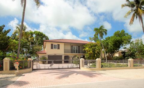 16842 E Point Dr, Sugarloaf Key, FL 33042 photo 1