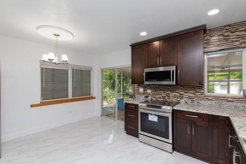 1575 Bluefin Dr, Marathon, FL 33050 photo 11