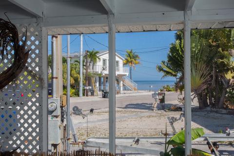 158 Sun Ln, Key West, FL 33040 photo 1