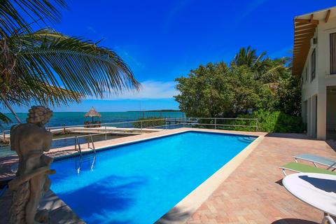 16 Avacado St, Islamorada, FL 33036 photo 3
