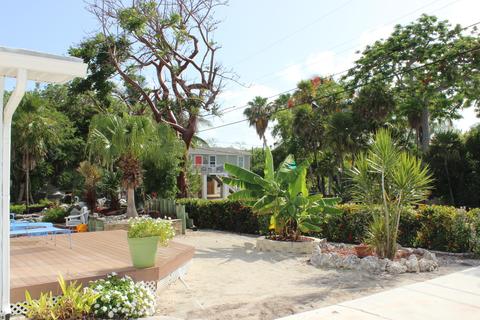 1398 Westward Ho Ln, Marathon, FL 33050 photo 8