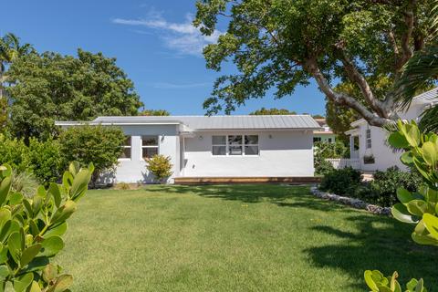 128 Point Pleasant Dr, Key Largo, FL 33037 photo 1