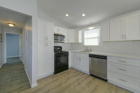 6595 Oceanview Ave, Marathon, FL 33050 photo 10