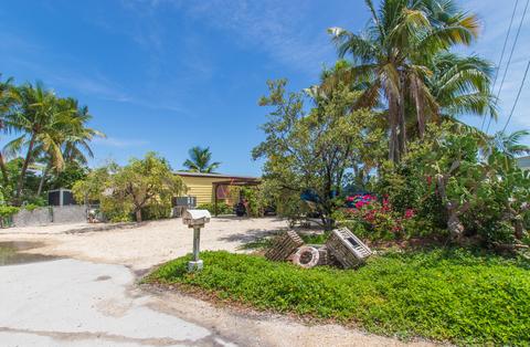 325 Lance Ln, Key Largo, FL 33037 photo 4