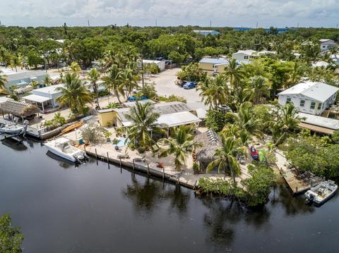 325 Lance Ln, Key Largo, FL 33037 photo 3