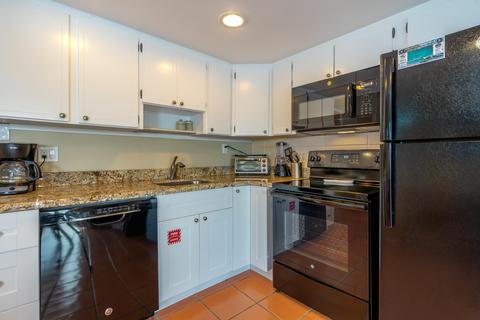 27 7th St, Key Colony, FL 33051 photo 7