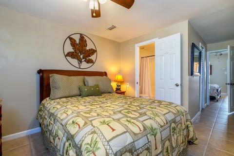 27 7th St, Key Colony, FL 33051 photo 12