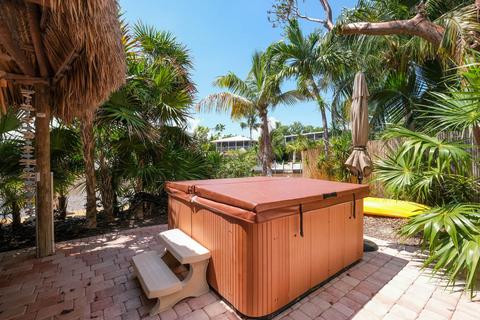 43 E Beach Rd, Tavernier, FL 33070 photo 26