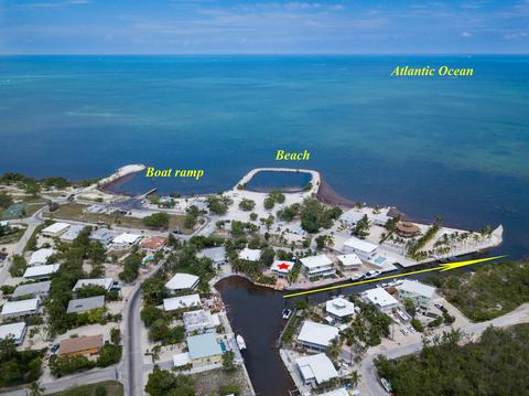 43 E Beach Rd, Tavernier, FL 33070 photo 3