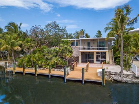 43 E Beach Rd, Tavernier, FL 33070 photo 1