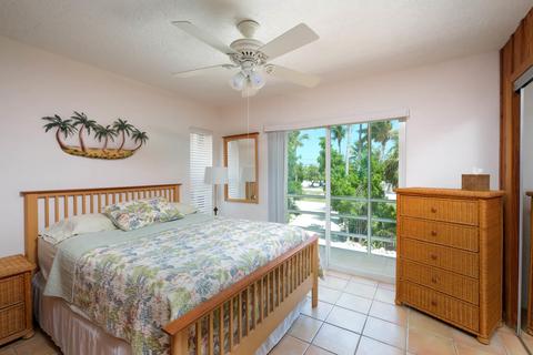 43 E Beach Rd, Tavernier, FL 33070 photo 9
