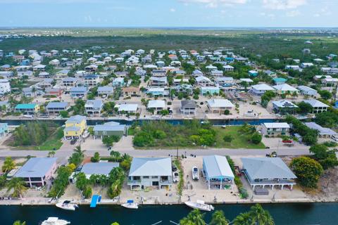 29563 Enterprise Ave, Big Pine Key, FL 33043 photo 2