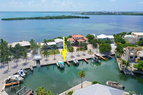 103 Windy Point Cir, Marathon, FL 33050 photo 3