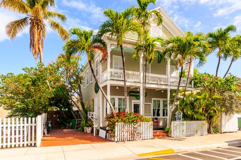 527 Fleming St, Key West, FL 33040 photo 2