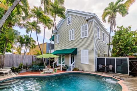 527 Fleming St, Key West, FL 33040 photo 3