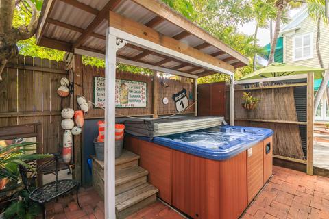 527 Fleming St, Key West, FL 33040 photo 59
