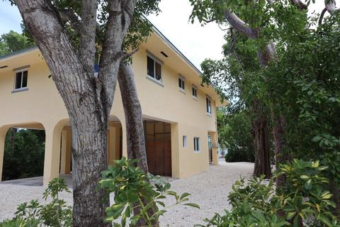 144 2nd Ln, Key Largo, FL 33037 photo 5
