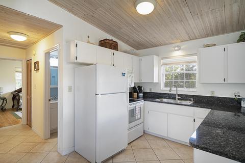 2034 Matthews Rd, Big Pine Key, FL 33043 photo 17