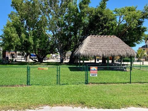 428 4th Rd, Key Largo, FL 33037 photo 3