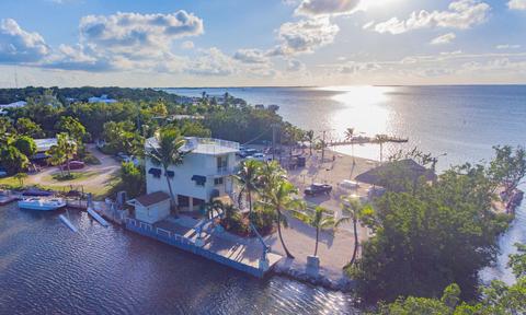 1 Sunset Blvd, Key Largo, FL 33037 photo 2