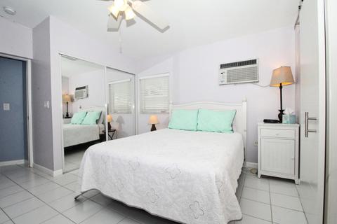 151 9th St #KEY colony, Key Colony Beach, FL 33051 photo 23