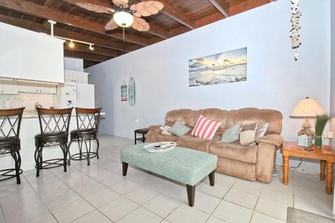 151 9th St #KEY colony, Key Colony Beach, FL 33051 photo 9