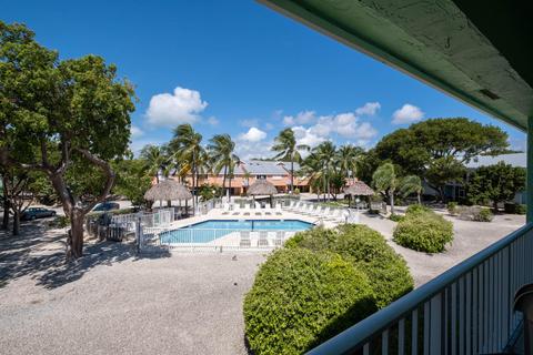98282 Windward Ave, Key Largo, FL 33037 photo 2