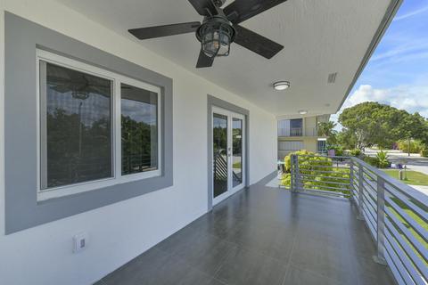 67 Snapper Ave, Key Largo, FL 33037 photo 3