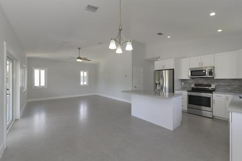 67 Snapper Ave, Key Largo, FL 33037 photo 4