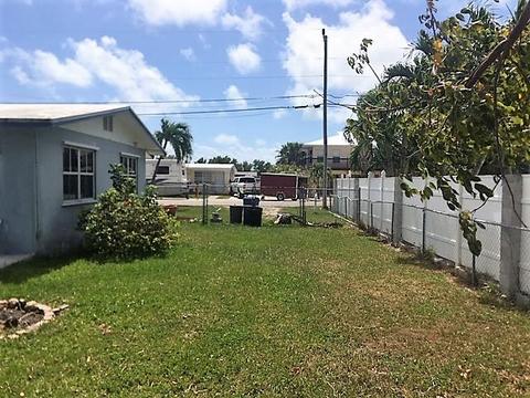 7964 Shark Dr, Marathon, FL 33050 photo 4