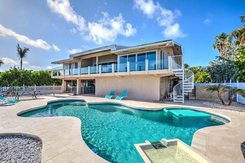 369 Stirrup Key Blvd, Marathon, FL 33050 photo 2
