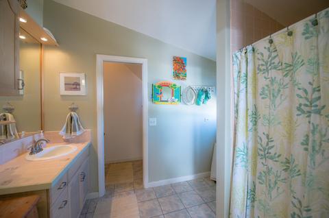 63 E Beach Rd, Tavernier, FL 33070 photo 14