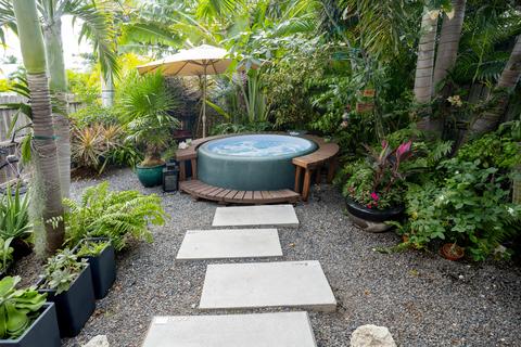 3321 Eagle Ave, Key West, FL 33040 photo 1