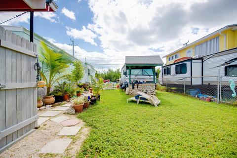 20 5th St, Big Pine Key, FL 33043 photo 13
