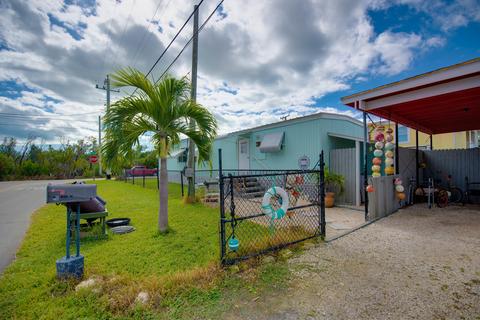 20 5th St, Big Pine Key, FL 33043 photo 1