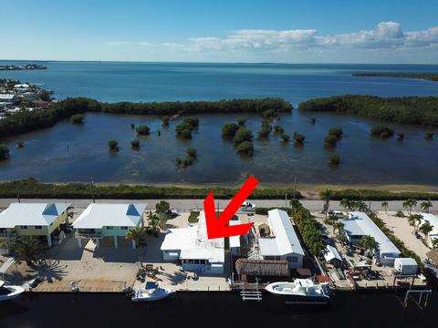 137 Grassy Rd, Key Largo, FL 33037 photo 1