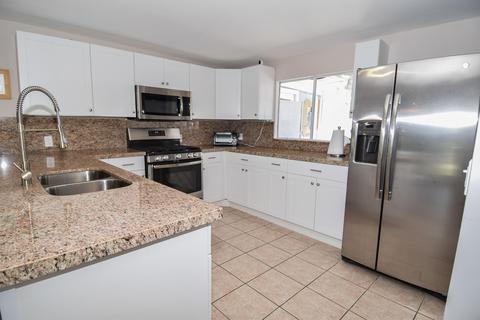 137 Grassy Rd, Key Largo, FL 33037 photo 2