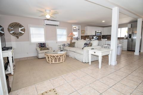 137 Grassy Rd, Key Largo, FL 33037 photo 6