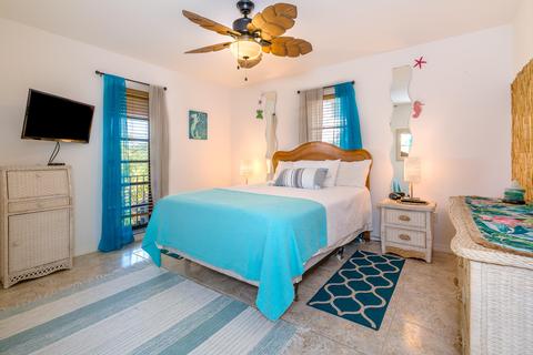 848 Copa D Oro, Marathon, FL 33050 photo 19