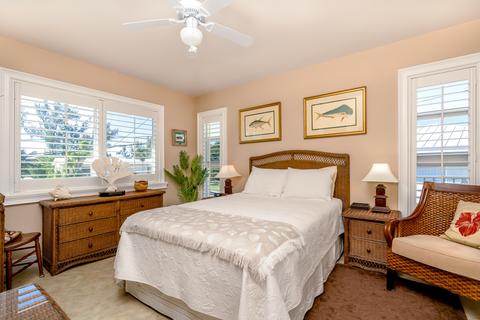 1099 Copa D Oro, Marathon, FL 33050 photo 15